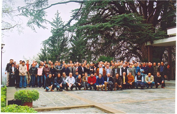 gruppo_600.jpg (110446 byte)